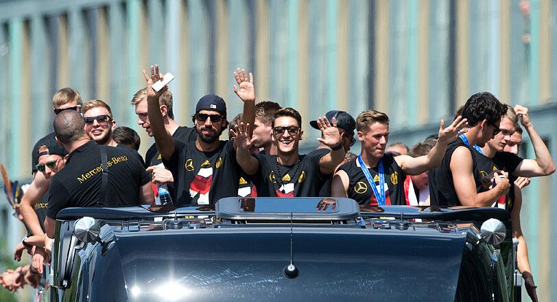 Die Weltmeister feiern am Brandenburger Tor. Die Bilder von der Fanmeile.