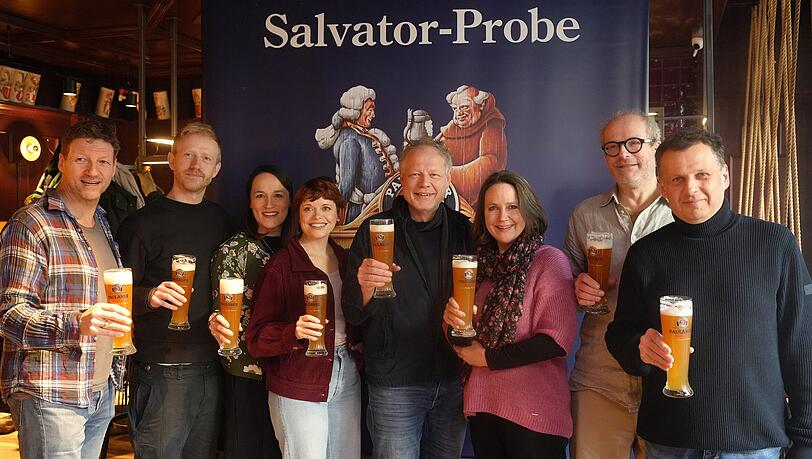 Die Schauspieler des Singspiels auf dem kommenden Nockherberg.