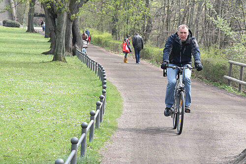 Zoff um den Radweg an der Hallerwiese.