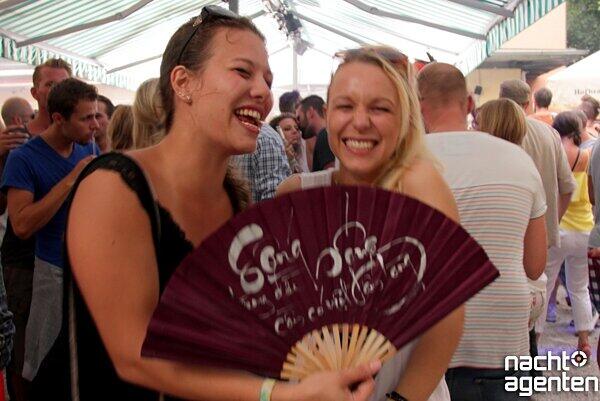 World League presents Lovely Day Open Air in der Villa Flora. Mehr Bilder unter: www.nachtagenten.de