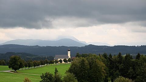 In Bayern bleibt das Wetter wechselhaft und kühl – zum Wochenende wird es sonnig und mild. (Symbolfoto)