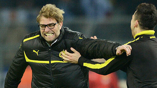 Für Jürgen Klopp gab es nach dem Schlusspfiff kein Halten mehr. Für Jürgen Klopp gab es nach dem Schlusspfiff kein Halten mehr.