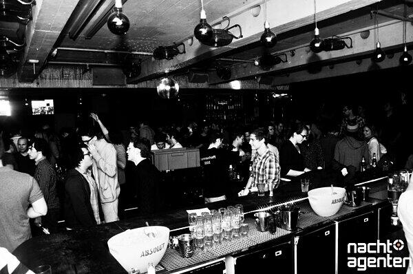Wieder heiß her gings am Dienstag, 22.11. 2011, beim "Love Tuesday" in der 089 Bar. Noch mehr Fotos sehen Sie unter: www.nachtagenten.de.