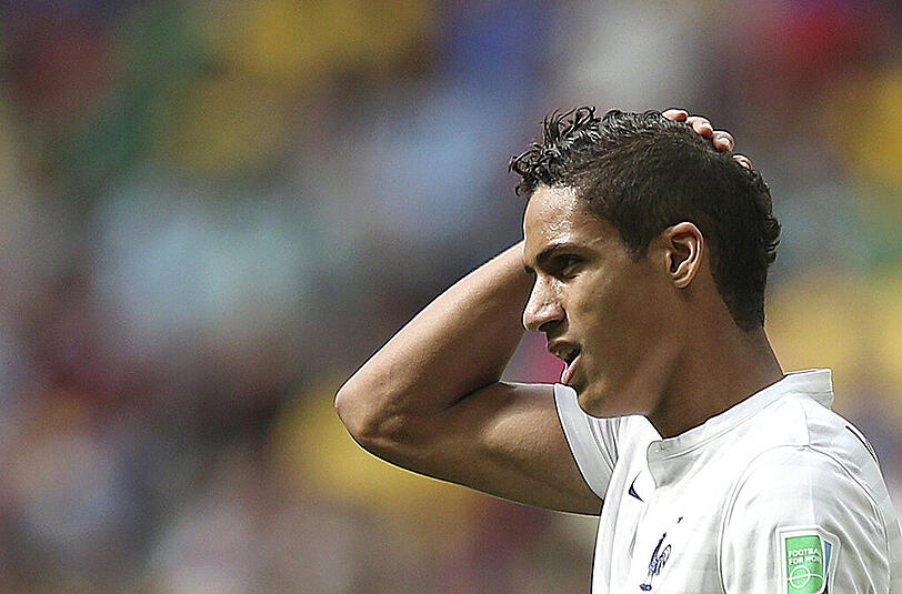Zudem muss Frankreich ohne den verletzten Abwehrchef Raphael Varane (Real Madrid) auskommen. "Jetzt kommt es umso mehr auf das Kollektiv an", sagte Deschamps.