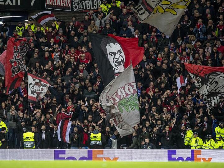 Kein Geisterspiel: Im Ibrox Stadion waren noch Zuschauer erlaubt.