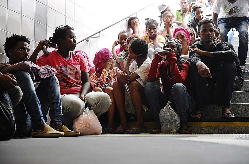 Münchend drohten ursprünglich 240 Millionen Euro an Rückzahlungen zu entgehen, weil das Jugendamt von 2012 an rund 8500 junge Flüchtlinge betreut hat, ohne sich darum zu kümmern. (Archivbild)