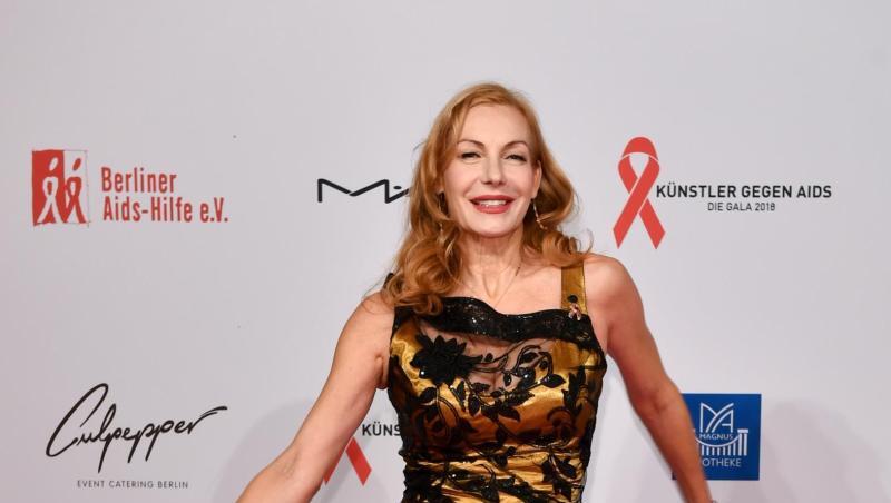Ute Lemper bei der Benefizgala "Künstler gegen Aids" im Berliner Theater des Westens. Ute Lemper bei der Benefizgala "Künstler gegen Aids" im Berliner Theater des Westens.