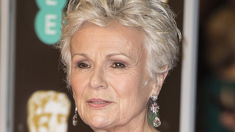 Julie Walters 2018 auf dem roten Teppich