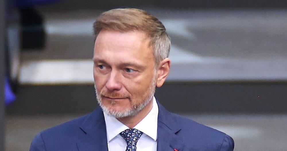 Christian-Lindner-nennt-Kommentare-ber-neuen-Job-h-misch-