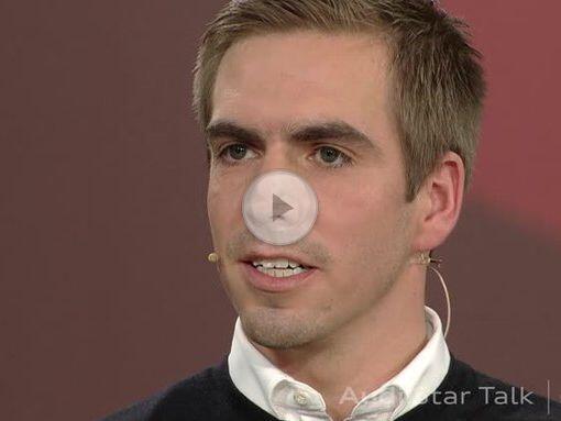 Philipp Lahm, vermisst die Gespräche mit Uli Hoeneß.