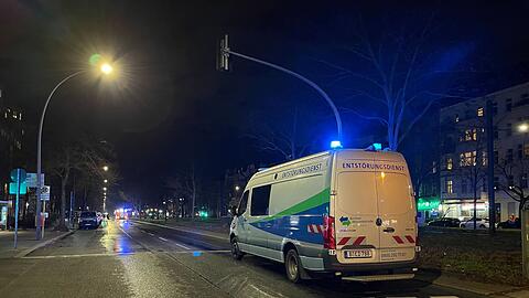 Viele Haushalte in Berlin waren ohne Trinkwasser - Grund ist ein Wasserrohrbruch. (Foto aktuell)