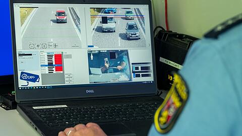 Intelligente Software erkennt Handynutzung am Steuer. (Archivbild)