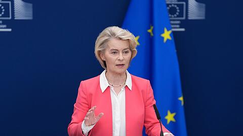 EU-Kommissionspr&auml;sidentin Ursula von der Leyen hatte sich zuletzt klar f&uuml;r strengere Regeln in den sozialen Netzwerken zum Kinder- und Jugendschutz ausgesprochen. (Archivbild)