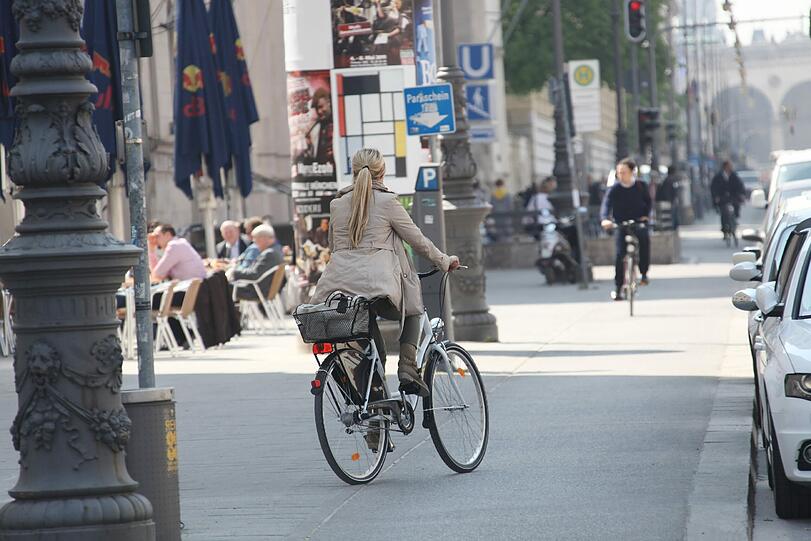 Damit man als Radler weiß, wo's lang geht: Die Stadt gibt einen neuen Radlstadtplan heraus.
