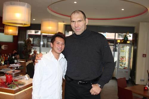 Zum Eingewöhnen in Nürnberg: Im Hotel Central von Van Hung Nguyen wohnte Nikolai Valuev über Weihnachten. Erst am Freitag flog er wieder nach St. Petersburg zu seiner Familie.