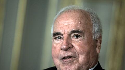 In Berlin soll eine Straße nach Altbundeskanzler Helmut Kohl benannt werden. (Archivfoto)
