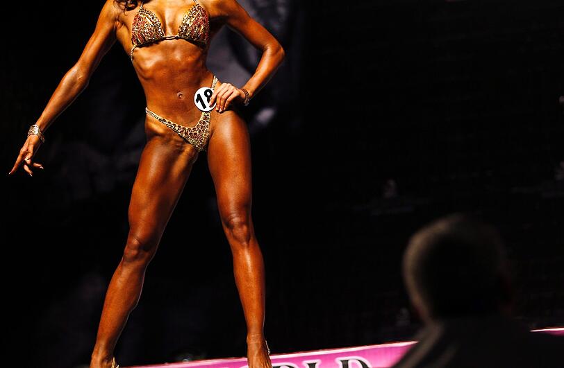 Braungebrannt, harte Muckis, strahlendes Lächeln: So sexy kann Bodybuilding sein. Die Bilder von den weltmeisterschaften in Bangkok.