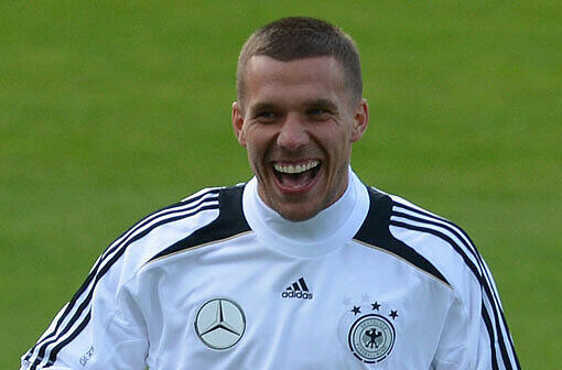 Noch spielt der Stürmer für Deutschland. Seine Karriere beenden will Lukas Podolski aber bei Gornik Zabrze, dem einzigen polnischen Verein, der schon ein Europapokalfinale erreichte.