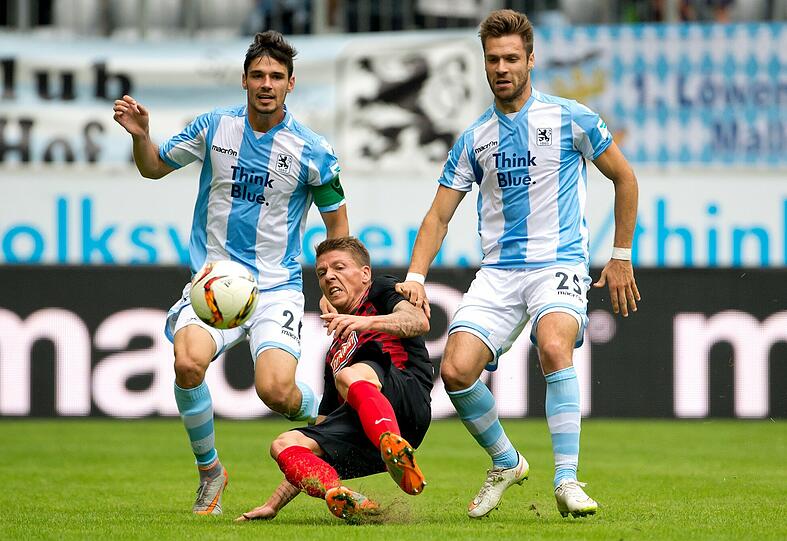 GARY KAGELMACHER NOTE 3: Fröhlings &bdquo;Terrier&ldquo; rückte wieder auf seine angestammte Position der vergangenen Saison und verteidigte rechts. Tat das rustikal und terrier-like.