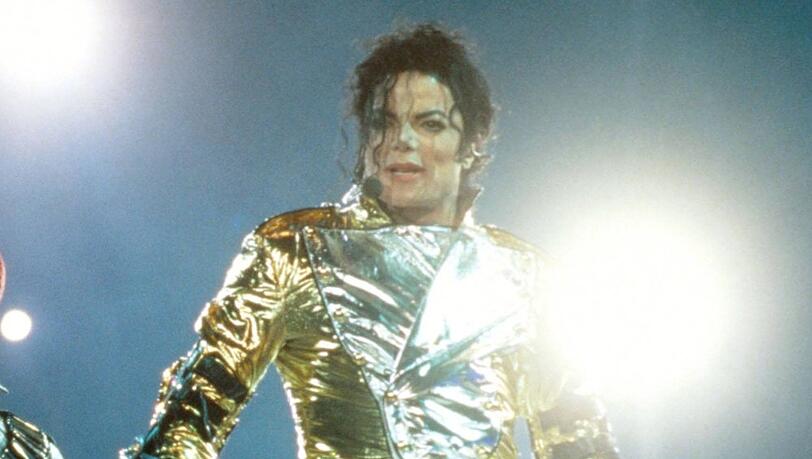 Michael Jackson w&auml;hrend eines Auftritts im Jahr 1996.