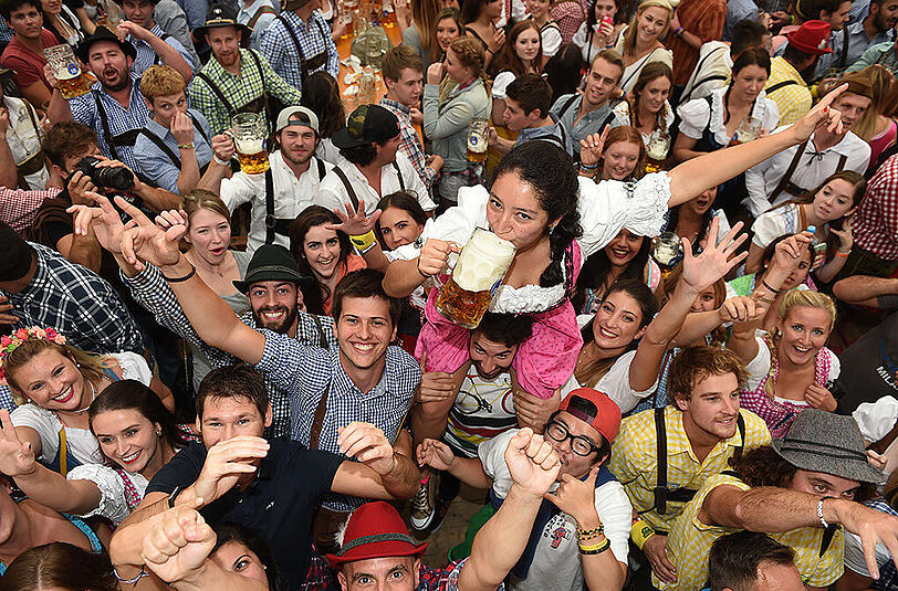 Phänomenale Stimmung am ersten Wiesntag.