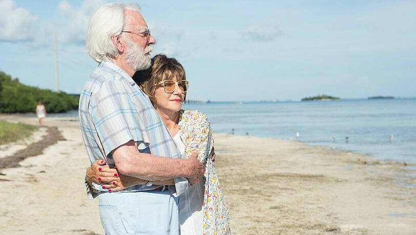 John (Donald Sutherland) und Ella (Helen Mirren) sind seit fünfzig Jahren verheiratet.