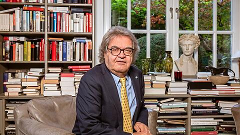 Der 83-jährige Journalist und Medienmanager Helmut Markwort spricht im AZ-Interview über die Corona-Maßnahmen der Regierung - und über Äußerungen von Markus Söder.