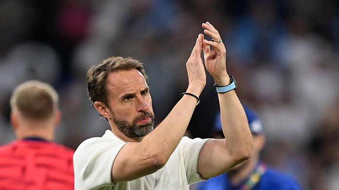 Die Engländer um Trainer Gareth Southgate setzten sich knapp gegen die Slowakei durch.