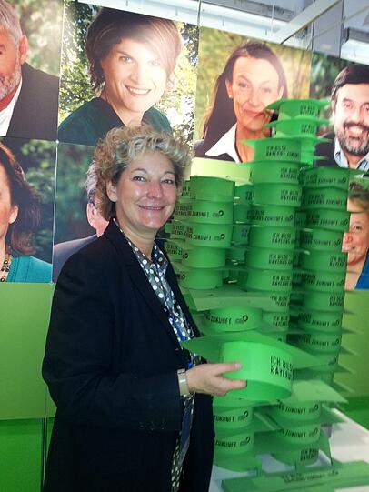 Landtagsvizepräsidentin Christine Stahl verleiht die Grüne  Doktorwürde im Landtagszelt.Bildung ist der Schlüssel für die Zukunft .