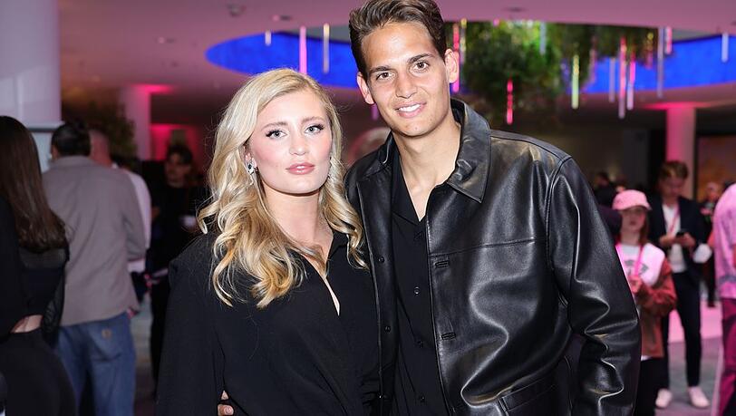 Luna Schweiger und Kevin von Anhalt in Bonn.