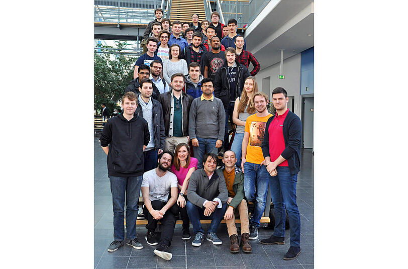 Sie wissen, wer als nächstes stirbt: Die TU-Studenten der Projektgruppe, welche das "GoT"-Projekt begleitet haben.
