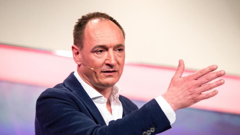 Max Conze, Vorstandsvorsitzender der ProSiebenSat.1 SE, spricht bei der Bilanz-Pk 2019. Foto: Sina Schuldt/Archivbild Max Conze, Vorstandsvorsitzender der ProSiebenSat.1 SE, spricht bei der Bilanz-Pk 2019. Foto: Sina Schuldt/Archivbild