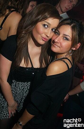 "Big Bill Bar" im Ruby (Freitag 11.11.2011). Mehr Fotos von dieser Party sehen Sie unter: