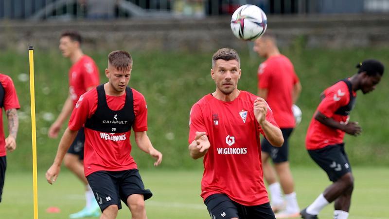 Lukas Podolski spielt jetzt für den polnischen Erstligisten Gornik Zabrze.