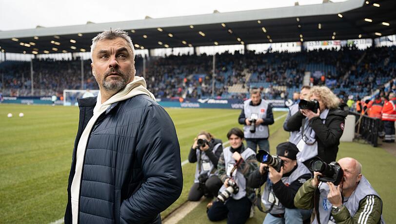 Der Cheftrainer des Fußball-Bundesligisten FC Schalke 04: Thomas Reis.