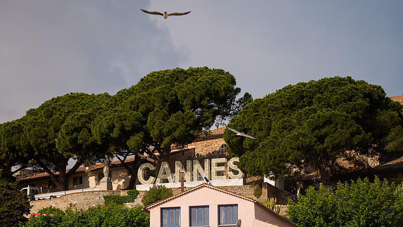 Ein Blick auf die Altstadt von Cannes vor den 79. Internationalen Filmfestspielen.