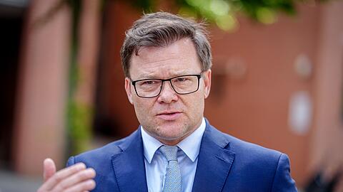 Umweltminister Carsten Schneider fordert volle Anstrengung f&uuml;r den Klimaschutz. (Archivbild)