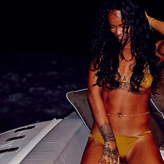 Rihanna im Brasilien-Urlaub.