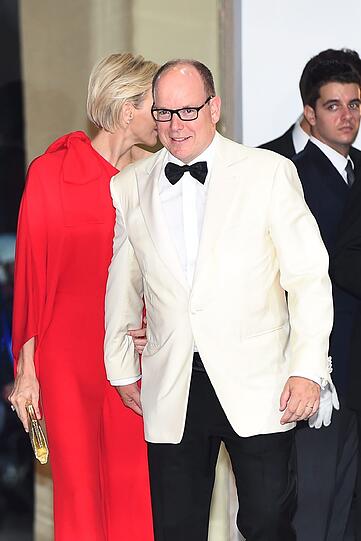 Fürstin Charlene und Fürst Albert bei der Rot-Kreuz-Gala in Monaco
