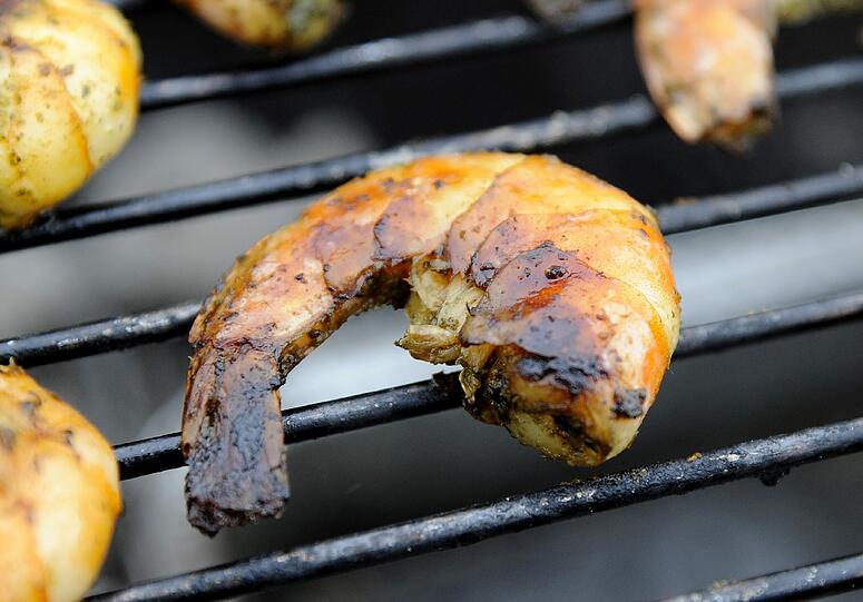 Garnelen sind lecker aber nicht unbeding in Bayern heimisch. Das soll sich jetzt ändern- In bayern will ein Unternehmer die erste garnelenzucht des Freistaats bauen.