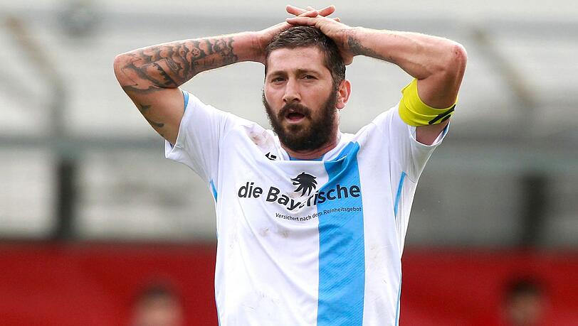 Seine Tor-Serie ist gegen Mannheim gerissen: Sascha Mölders. Seine Tor-Serie ist gegen Mannheim gerissen: Sascha Mölders.