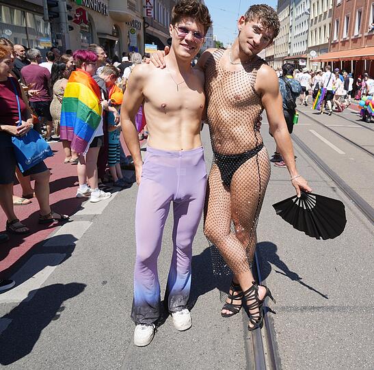 Bunte Parade in München: Die Bilder vom Christopher Street Day 2022.