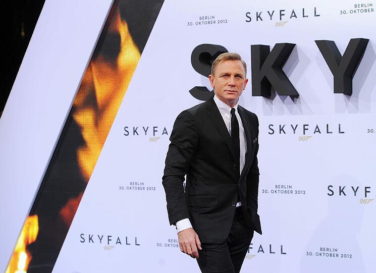 Daniel Craig spielt zum dritten Mal nach &bdquo;Casino Royale&ldquo; und &bdquo;Ein Quantum Trost&ldquo; den Geheimagenten James Bond 007.