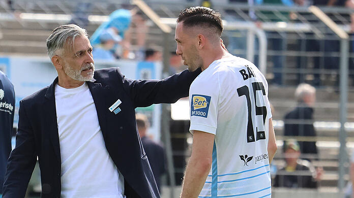 Keine Männerfreundschaft: TSV-1860-Trainer Maurizio Jacobacci (li.) und Ex-Löwe Marcel Bär.