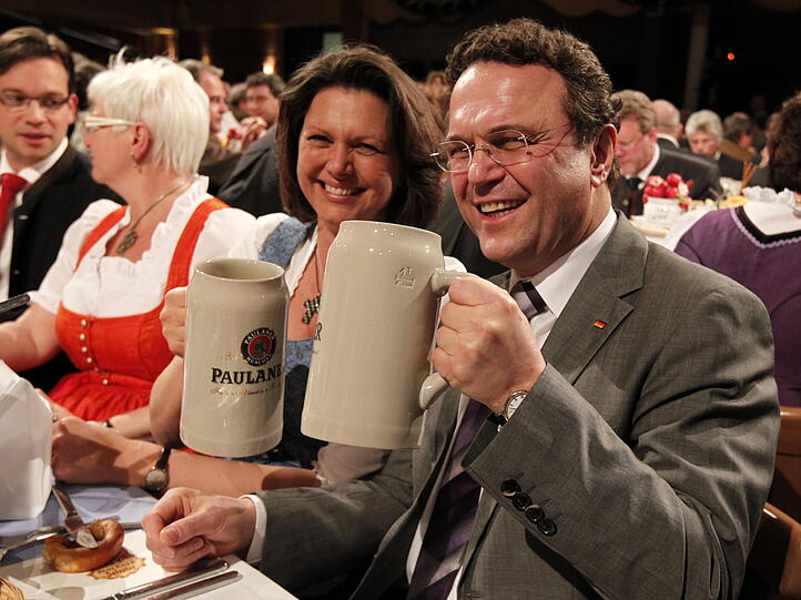 Bundesinnenminister Hans-Peter Friedrich und Bundesverbraucherministerin Ilse Aigner.
