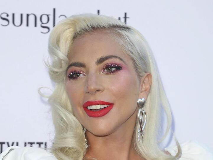 Lady Gaga bei den Daily Front Row's Fashion Los Angeles Awards.