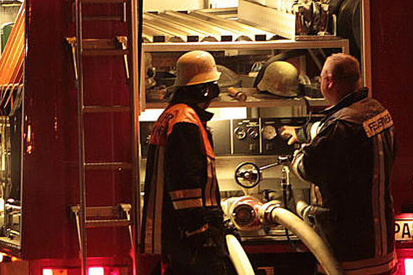 Die Flammen-Hölle im Sägewerk - weiter Bilder zum Durchklicken