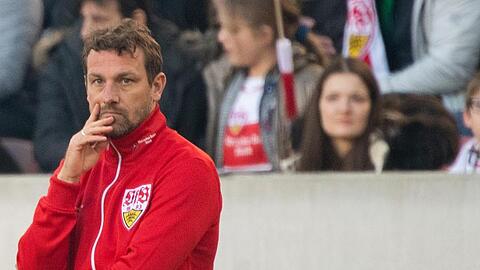 Stuttgarts Trainer Markus Weinzierl braucht bei Werder Bremen einen Sieg.