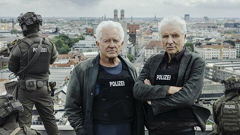 Jetzt Kriminalhauptkommissare a.D. mit M&uuml;nchen im R&uuml;cken: Miroslav Nemec als Ivo Batic und Udo Wachtveitl als Franz Leitmayr im letzten M&uuml;nchen-&ldquo;Tatort&ldquo; mit ihnen.