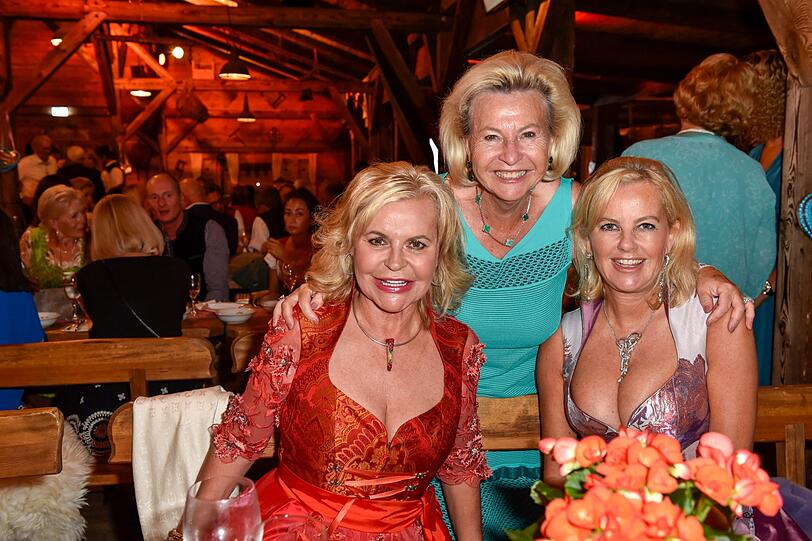 Tessy Pavelkova, Dagi Mühlbacher und Astrid Söll